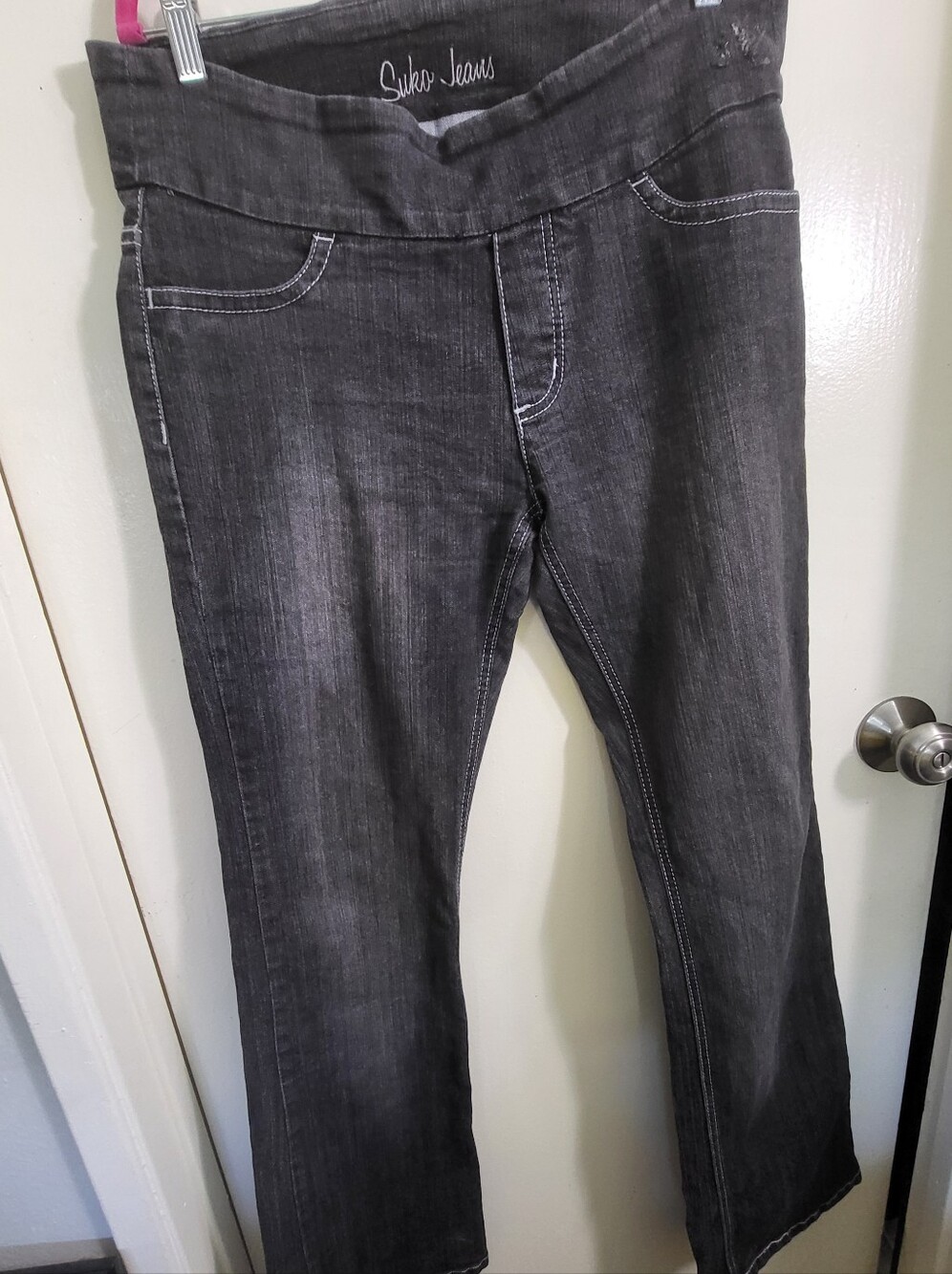 Suko Jeans Black Pull On Flare Jeans Size 10 Embroidered Pocket Stretch Flap